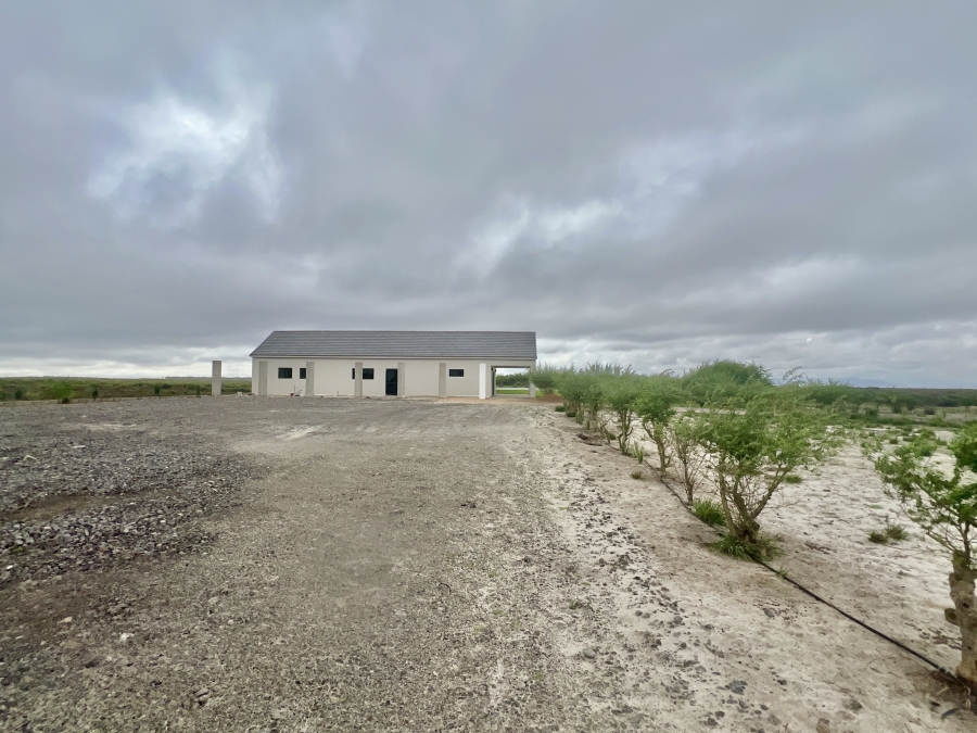 10 Bedroom Property for Sale in Hartebeesfontein Western Cape